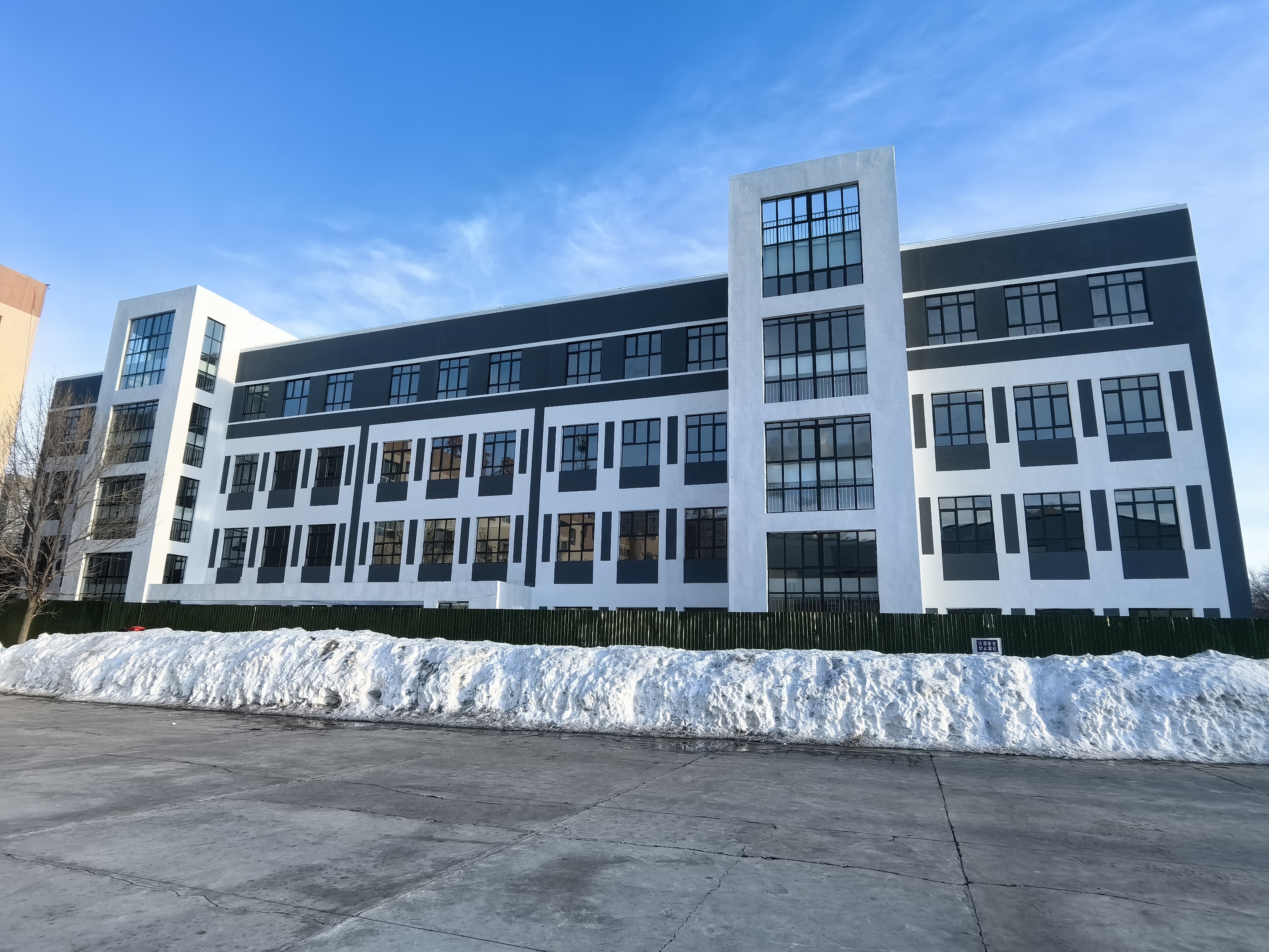 mmexport1744025289542